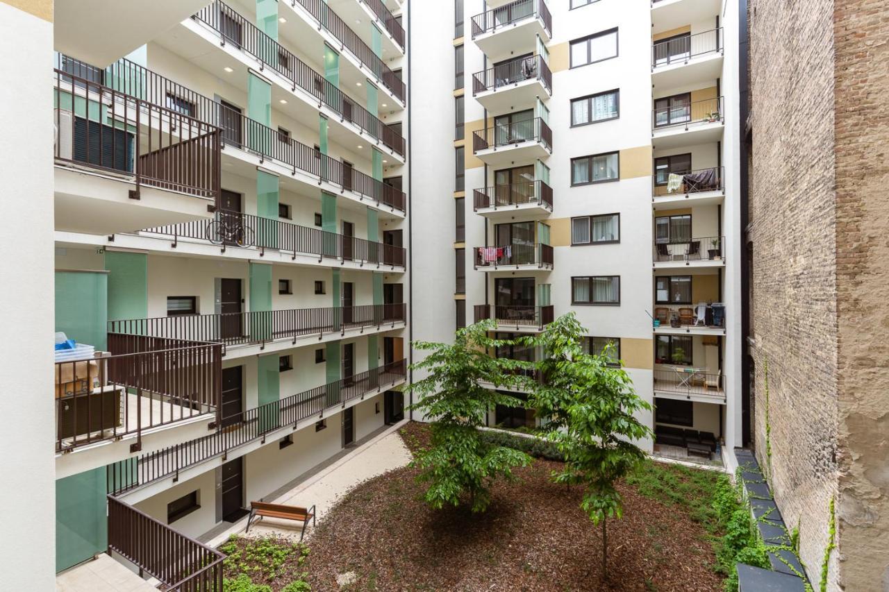 Modern & Newly Built Apartment With Private Garage Budapeszt Zewnętrze zdjęcie