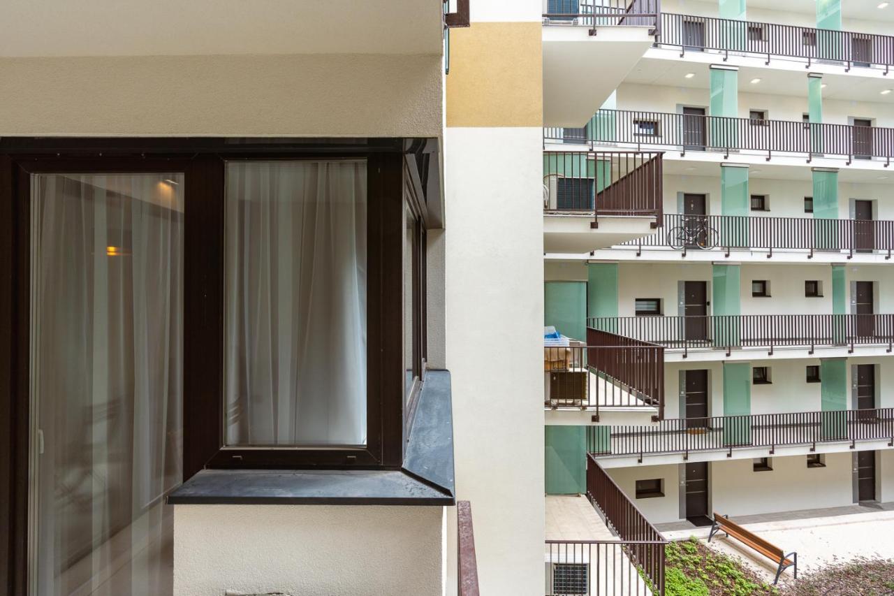 Modern & Newly Built Apartment With Private Garage Budapeszt Zewnętrze zdjęcie