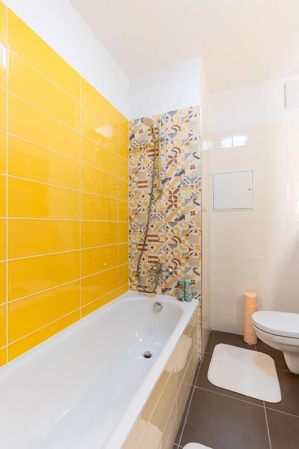 Modern & Newly Built Apartment With Private Garage Budapeszt Zewnętrze zdjęcie